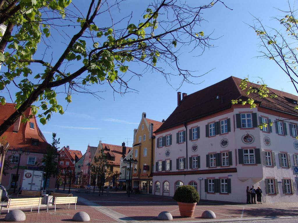 Hotel Kastanienhof Erding Exterior foto